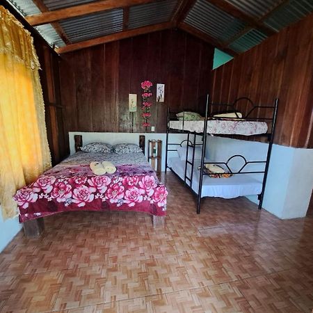 Bed and Breakfast Posada Rio Celeste In Exterior foto