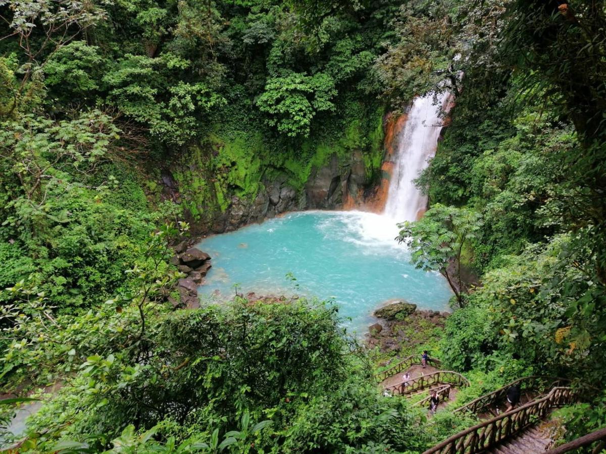 Bed and Breakfast Posada Rio Celeste In Exterior foto