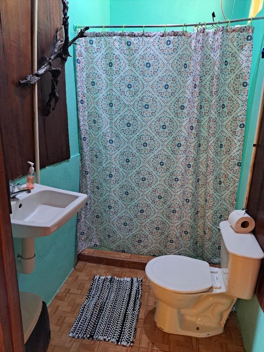 Bed and Breakfast Posada Rio Celeste In Exterior foto